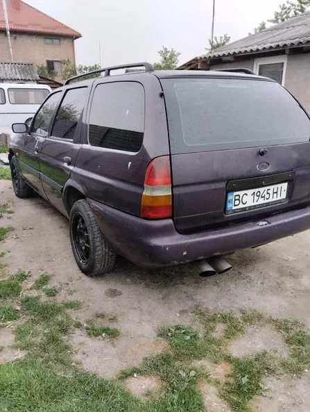 Ford Escort 1997 - 3