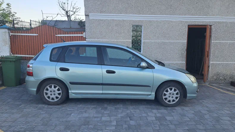 Honda Civic 2005 - 1