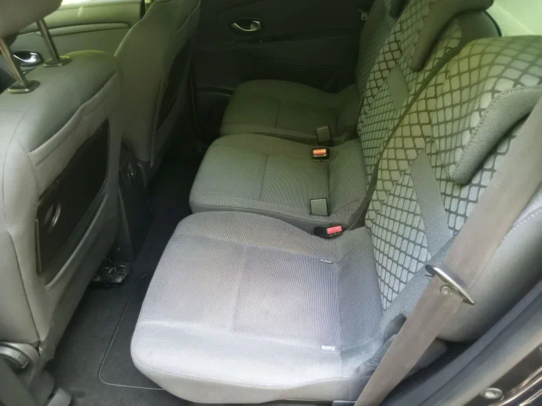 Renault Scenic 2011 - 6