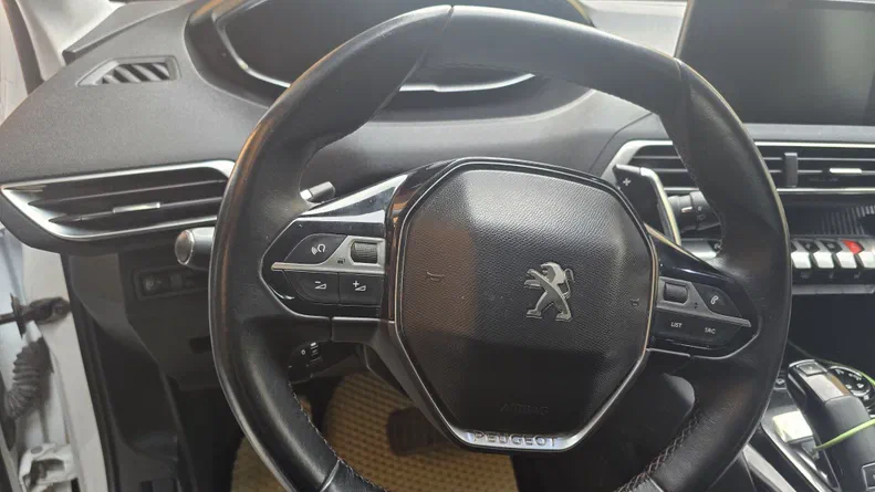 Peugeot 3008 2017 - 10