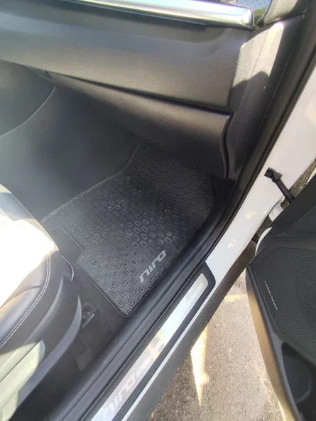 Kia Niro 2021 - 23