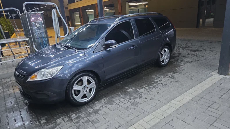 Ford Focus 2008 - 1