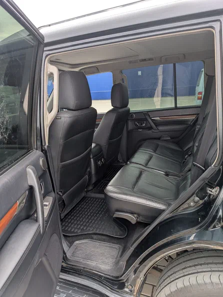 Mitsubishi Pajero 2008 - 7
