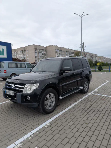Mitsubishi Pajero 2008 - 9