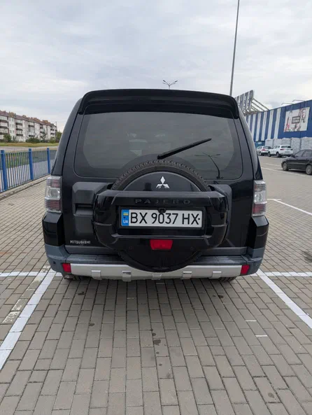 Mitsubishi Pajero 2008 - 4