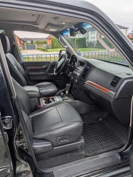 Mitsubishi Pajero 2008 - 5