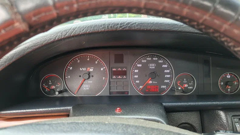 Audi 100 1991 - 6