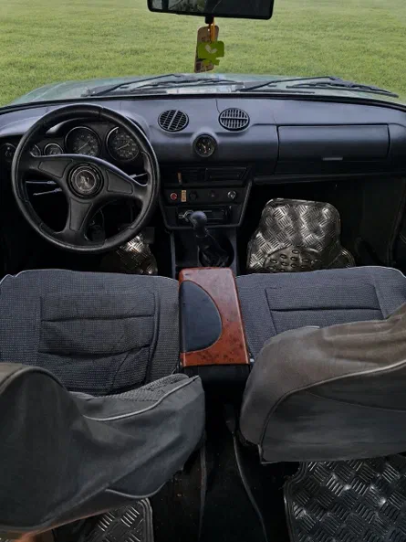 Lada (ВАЗ) 2106 1981 - 1