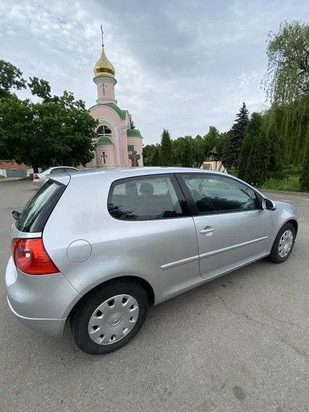 Volkswagen Golf 2003 - 3