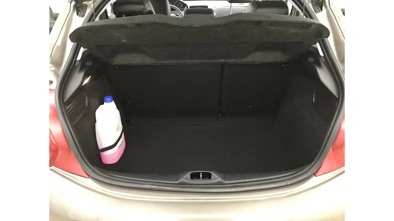 Peugeot 208 2013 - 7