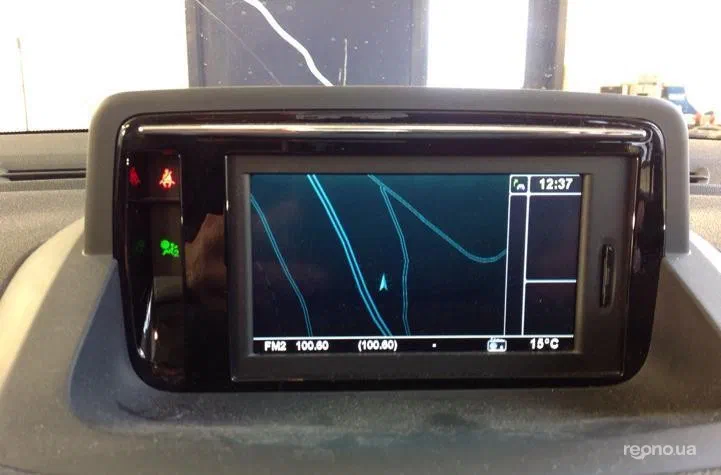 Renault Megane 2012 - 11