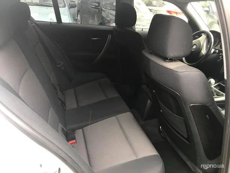 BMW 1 серія 2005 - 7