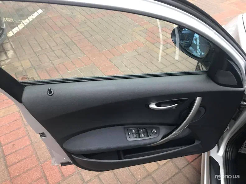 BMW 1 серии 2005