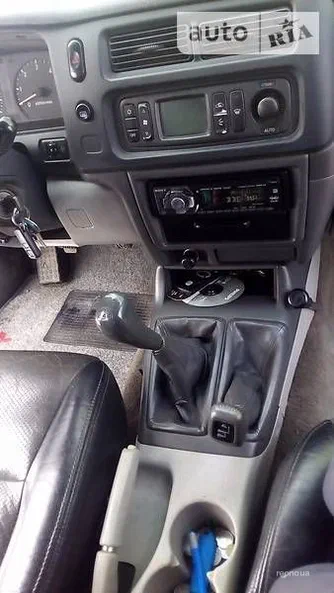 Mitsubishi Pajero Sport 2002 - 6