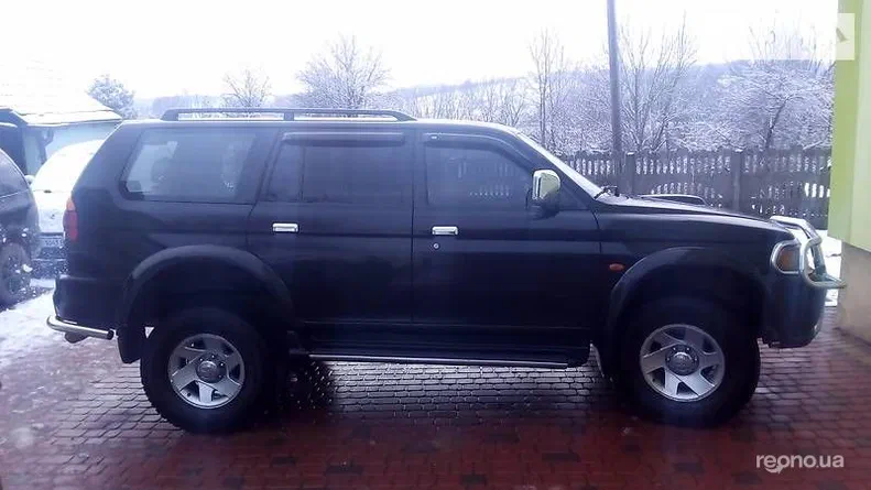 Mitsubishi Pajero Sport 2002