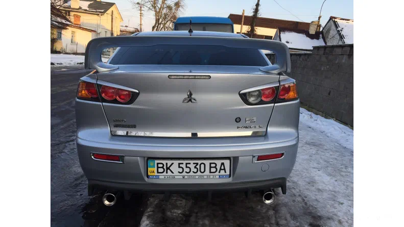 Mitsubishi Lancer 2011