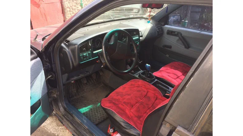 Volkswagen Passat 1988 - 10