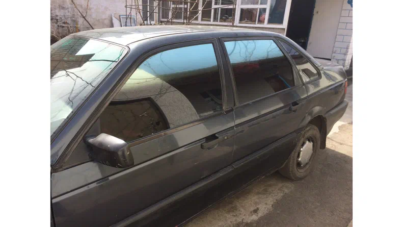 Volkswagen Passat 1988 - 11