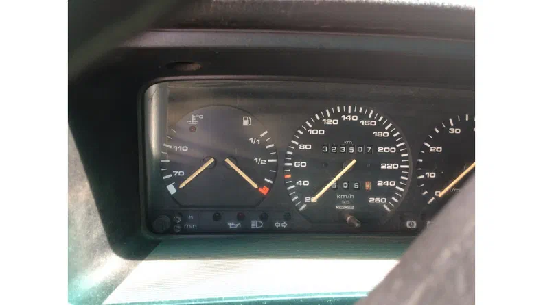 Volkswagen Passat 1988 - 9