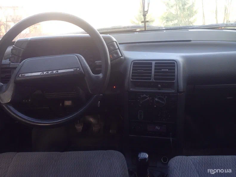 Lada (ВАЗ) 2111 2001