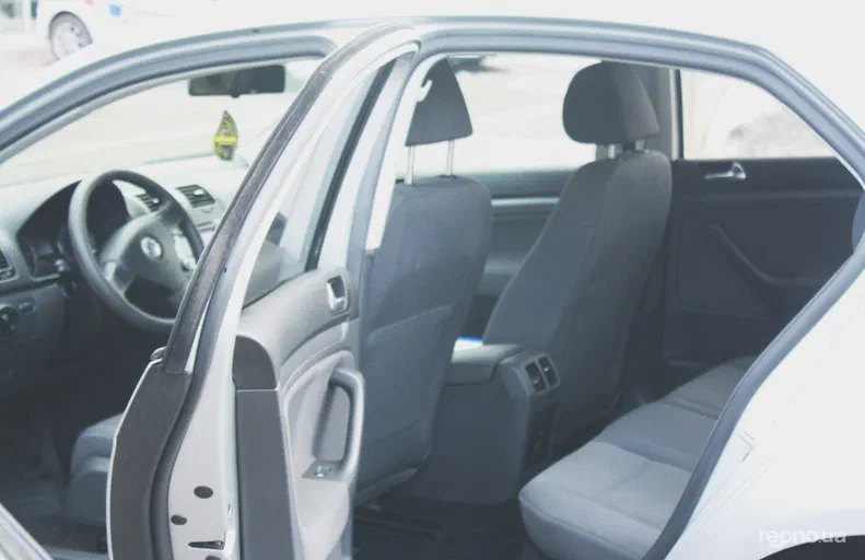 Volkswagen Jetta 2007 - 6