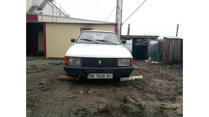 Москвич 2141 1991 - 6