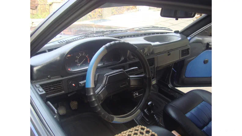 Москвич 2141 1991 - 37