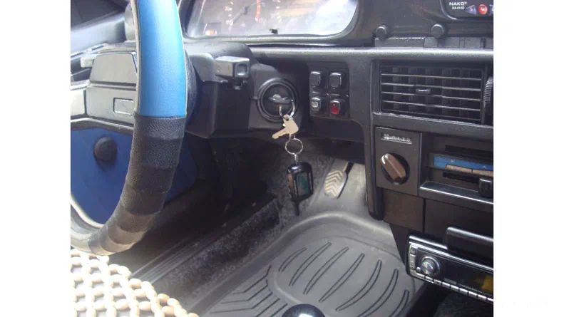 Москвич 2141 1991 - 43