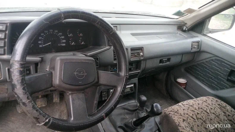 Opel Frontera 1993