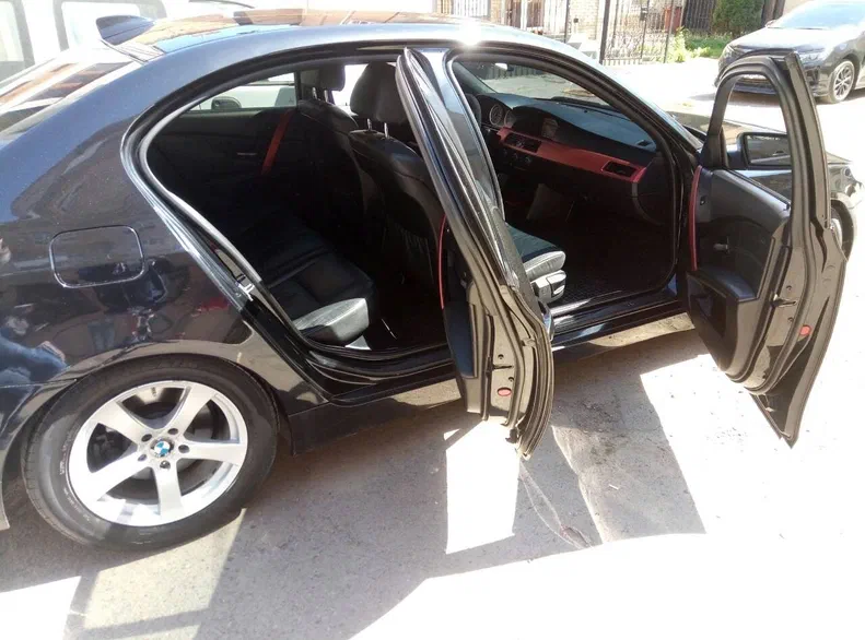 BMW 5 серии 2005