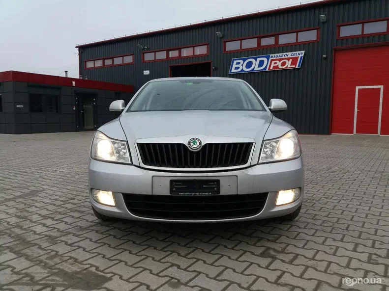 Skoda Octavia 2010 - 11