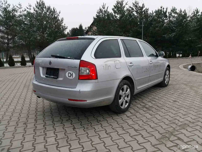 Skoda Octavia 2010 - 12