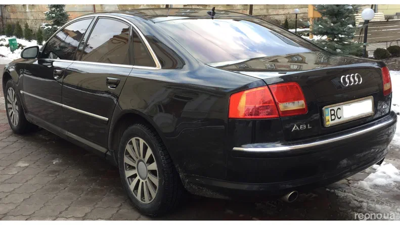 Audi A8 2005