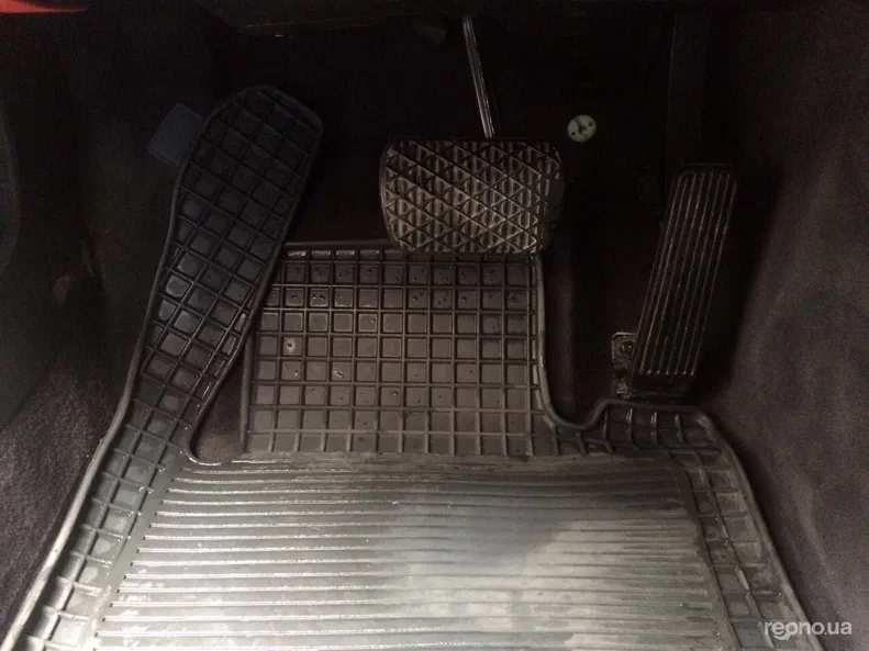 Mercedes-Benz E-Клас 2001 - 26