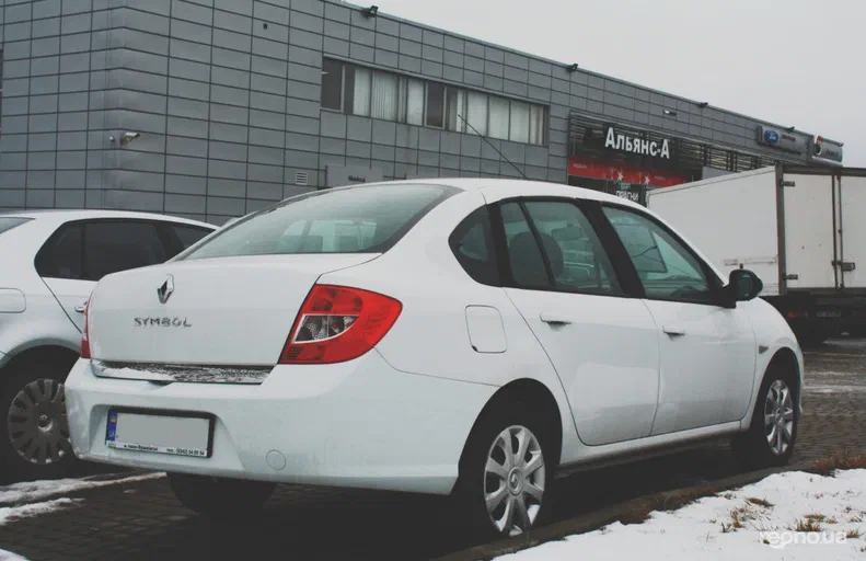 Renault Symbol 2012 - 7