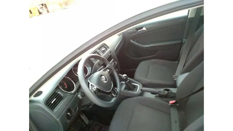 Volkswagen Jetta 2015 - 12