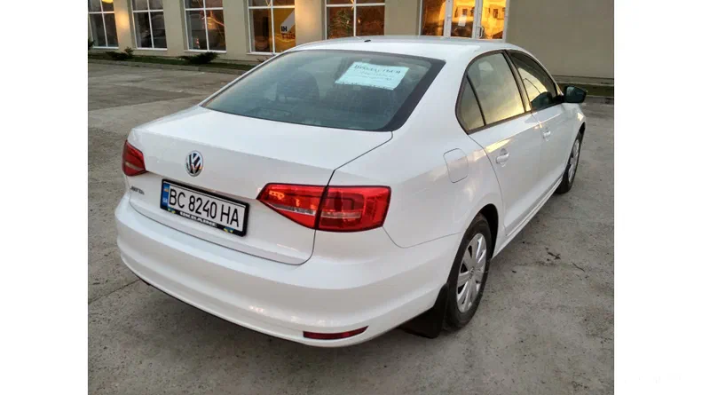 Volkswagen Jetta 2015 - 5