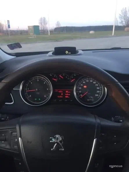 Peugeot 508 2012 - 17