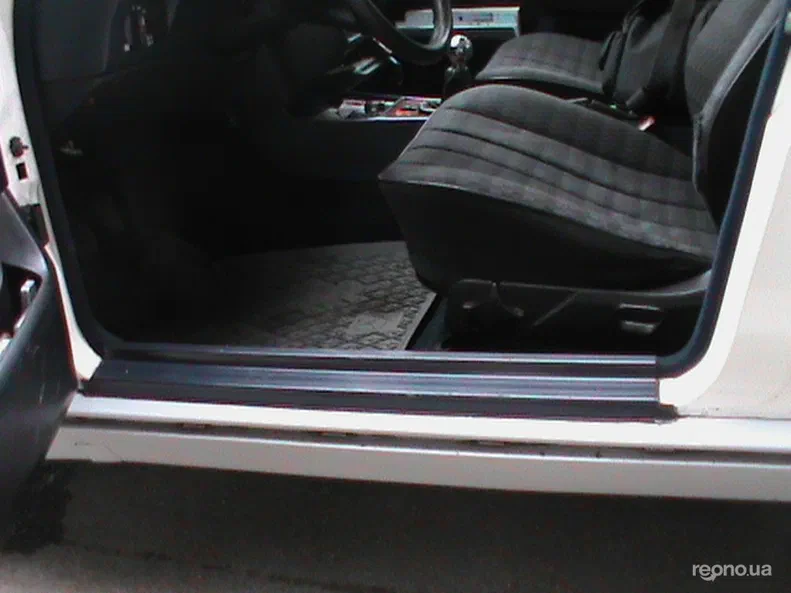 Mercedes-Benz C-Клас 1984 - 16