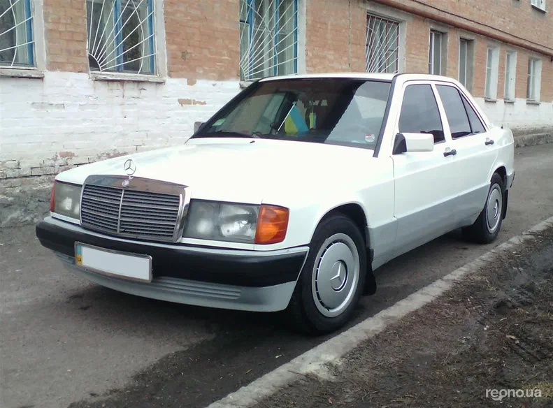 Mercedes-Benz C-Класс 1984