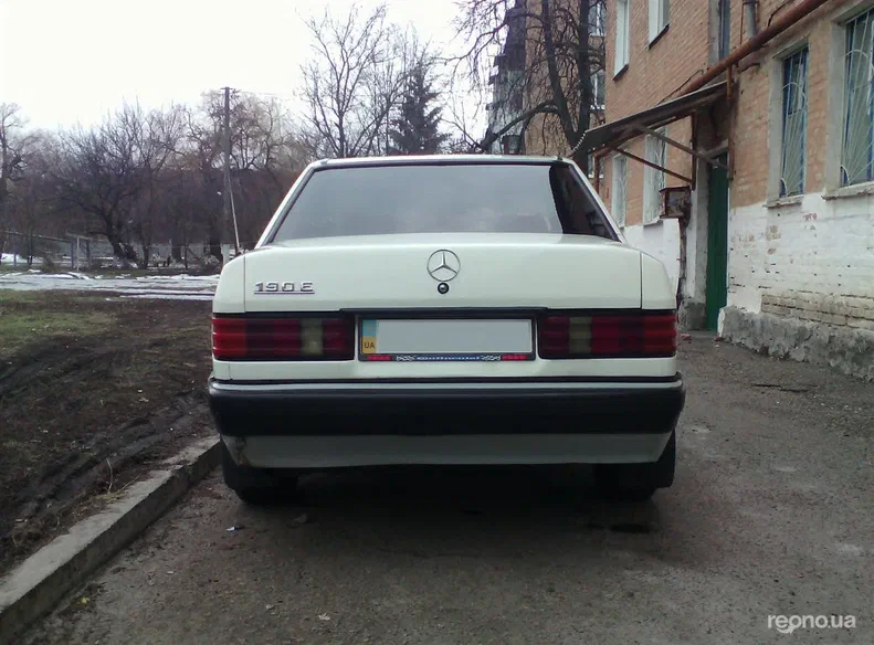 Mercedes-Benz C-Класс 1984