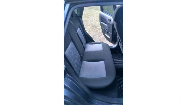 Ford Fiesta 2006 - 8