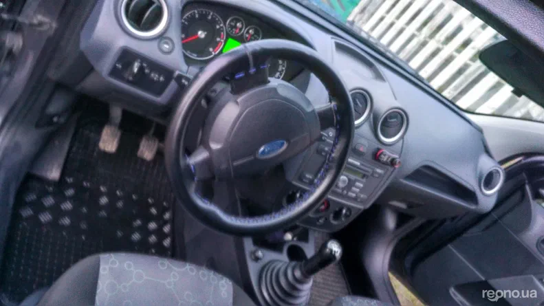 Ford Fiesta 2006 - 10
