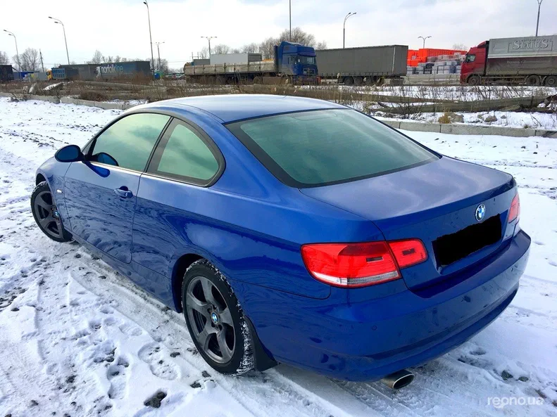 BMW 3 серии 2009