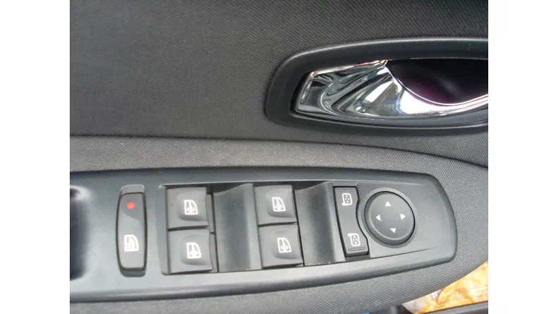 Renault Scenic 2013 - 11