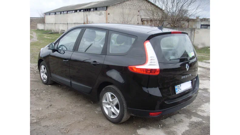 Renault Scenic 2013 - 5