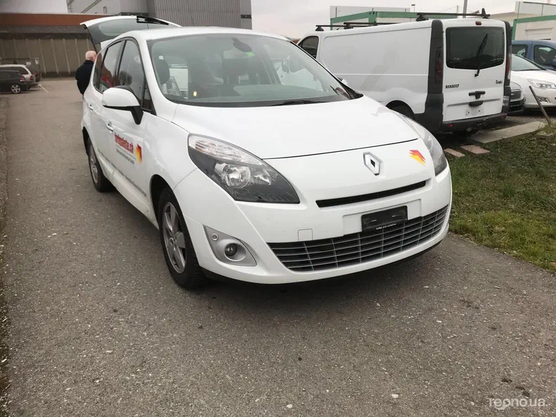 Renault Scenic 2012