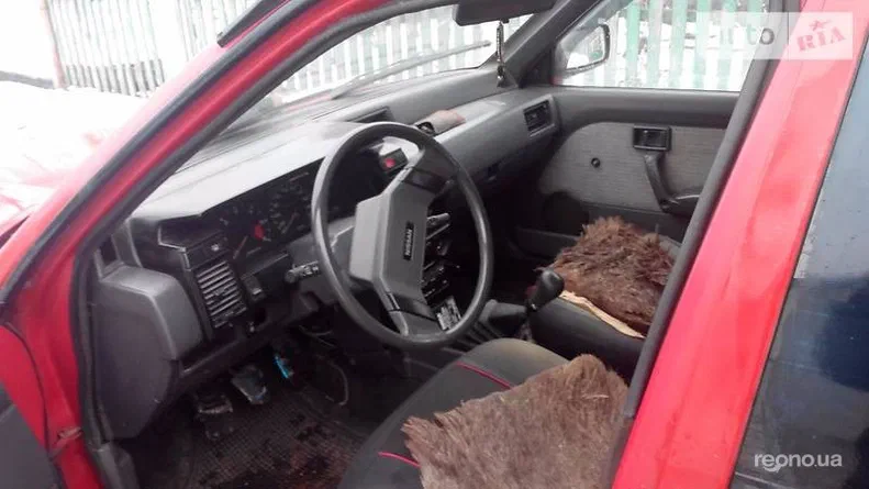 Nissan Sunny 1988 - 5