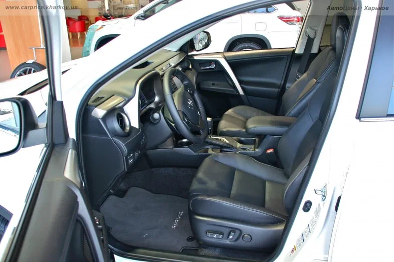 Toyota RAV4 2014 - 5