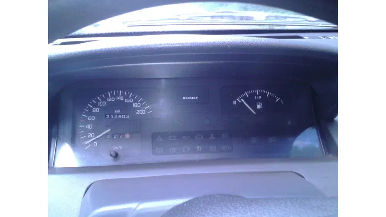 Renault Clio 1996 - 5